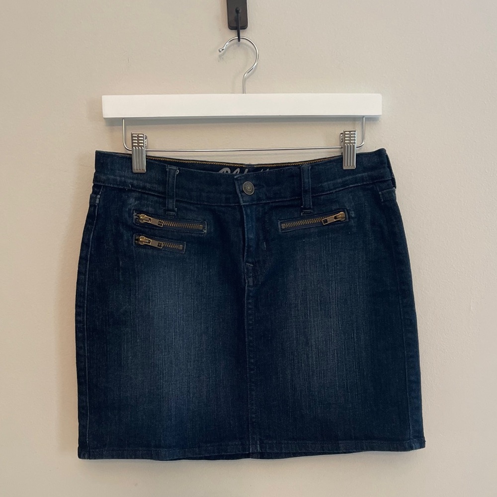 Old Navy Dark Denim Mini Skirt Zippers Size 2  Stretch Fit Low Rise Cowgirl Punk